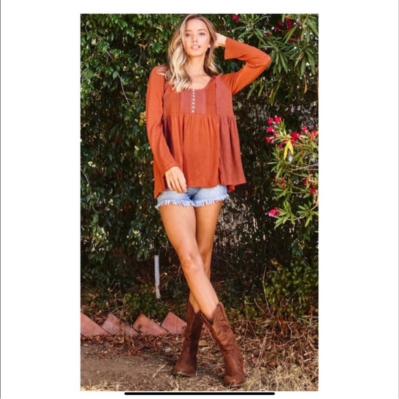 LAST CHANCE Burnt Orange Tunic w/Criss Back Detail. NWT - Picture 6 of 8